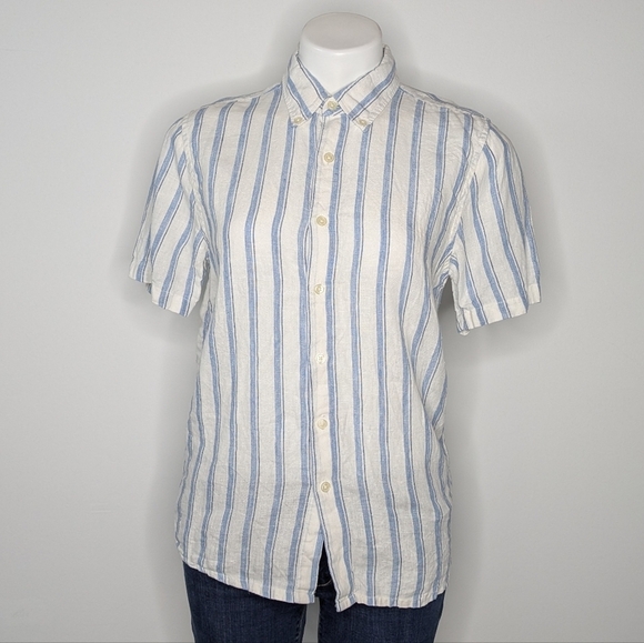 Abercrombie & Fitch Tops - Abercrombie & Fitch Blue White Striped Short Sleeve Linen Button Up XS